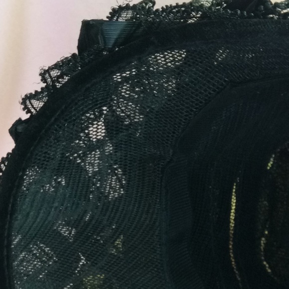 FINAL SALE PRICE Starburst/Clear Hatbox + 2 Vintage Hats - Picture 9 of 9